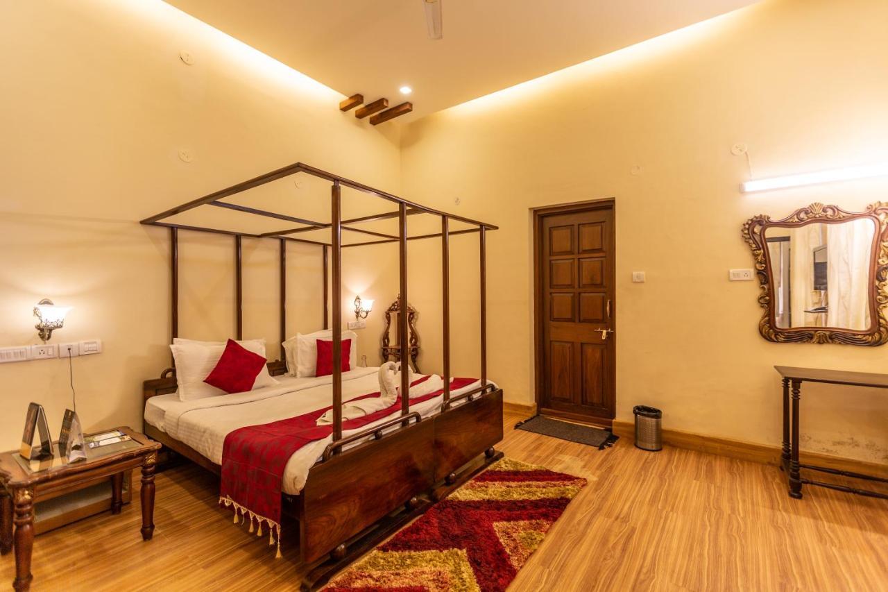KSTDC Hotel Mayura Pine Top Nandi Hills Eksteriør billede