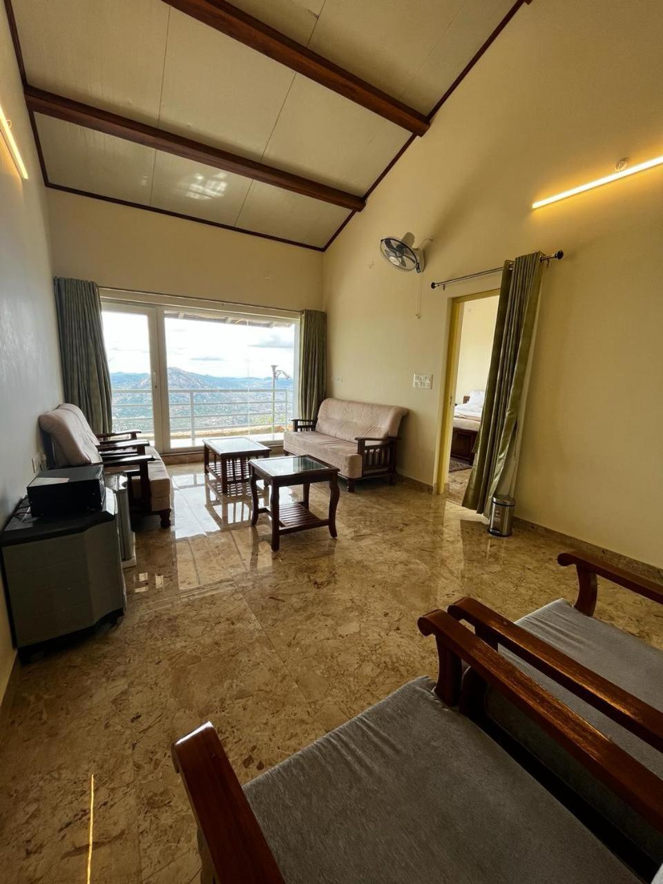 KSTDC Hotel Mayura Pine Top Nandi Hills Eksteriør billede