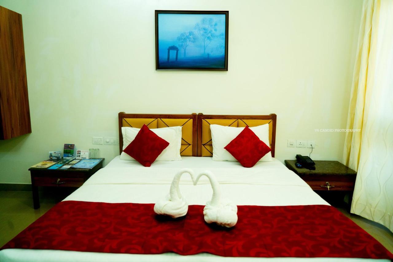 KSTDC Hotel Mayura Pine Top Nandi Hills Eksteriør billede